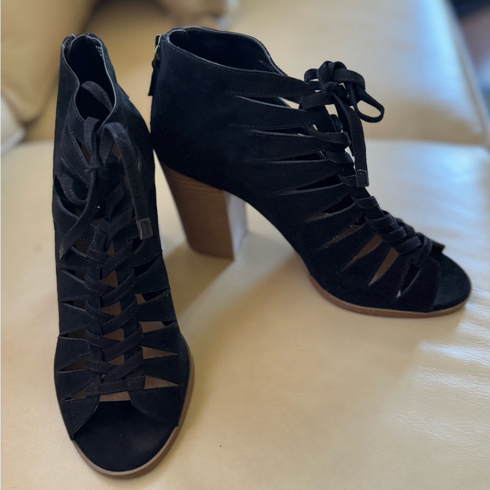 Melrose & Market Black Gladiator Booties Block Heels Sz 8